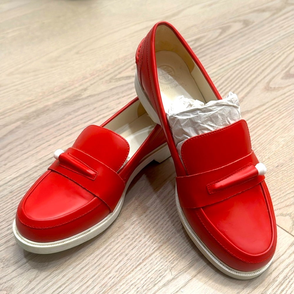 Pristine condition -Tory Sport RED Leather Golf Shoes.  Size 8.